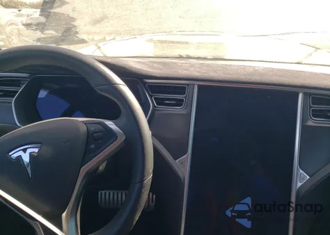 2015 Tesla Model S P85D из США, поврежденный, VIN 5YJSA1H47FF081883